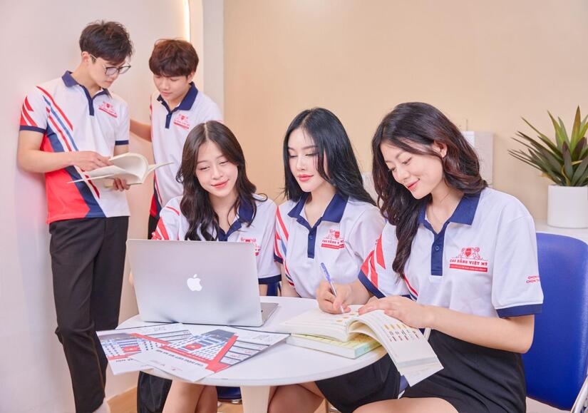 Cao đẳng Việt Mỹ Hà Nội - Ngôi trường chuẩn phong cách cho thế hệ Gen Z