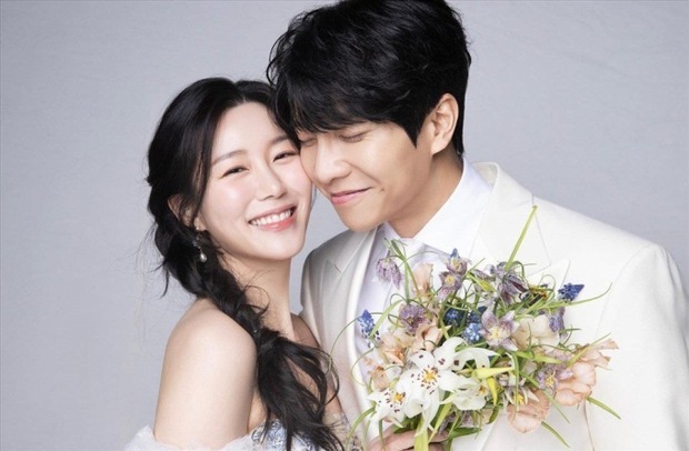 Lee Seung Gi và 'con gái Mama Chuê' đón công chúa đầu lòng chào đời sau 10 tháng kết hôn ồn ào