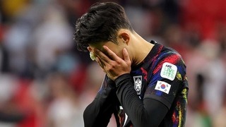 Sau khi Hàn Quốc bị loại 'xấu hổ' tại Asian Cup, Son Heung-min bật khóc xin lỗi fan