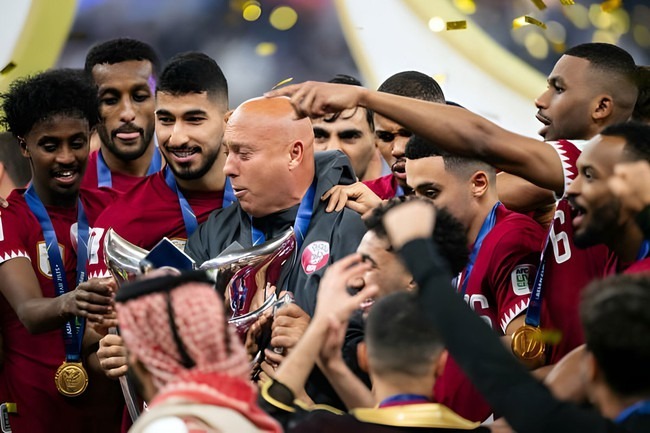 Giúp Qatar vô địch Asian Cup 2024, HLV Marquez bóng gió về tương lai