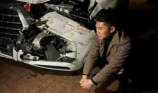 Ca sĩ Du Thiên bị tai nạn giao thông ngay mùng 1 Tết, xe hư hỏng nghiêm trọng