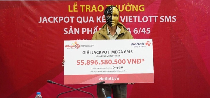 trúng giải độc đắc 55 tỷ của Vietlott đã nhận thưởng