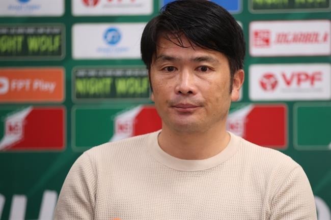 Tuấn Hải bị triệt hạ, HLV Daiki Iwamasa của Hà Nội FC nói điều chua chát