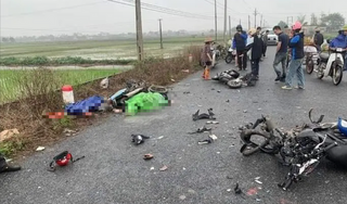 Thái Bình: Va chạm giữa 2 xe máy và xe đạp điện khiến 1 người chết, 4 người bị thương