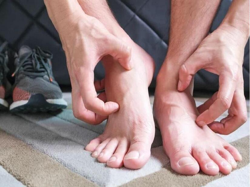 Giải đáp nhanh thắc mắc: Chân bị nấm ngứa phải làm sao?