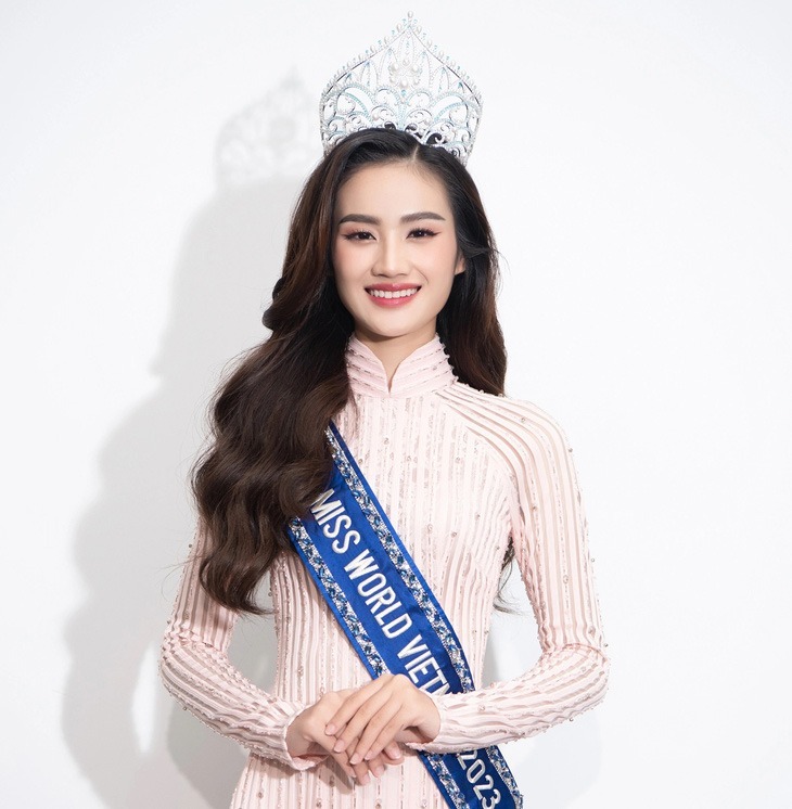 Sau ồn ào 'vạ miệng', Ý Nhi nói gì khi được chọn đi 'chinh chiến' tại Hoa hậu Thế giới 2025
