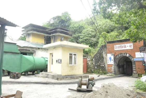 Làm rõ vụ nổ khí metan trong hầm lò ở Quảng Ninh, 4 công nhân tử vong
