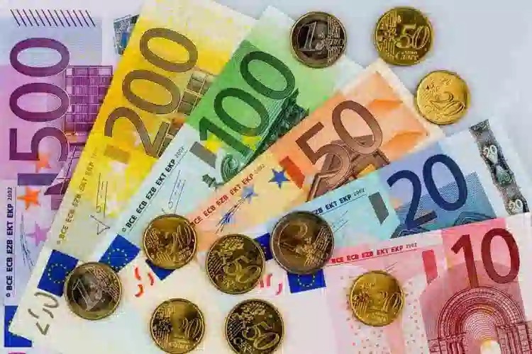 Giá Euro hôm nay 5/4/2024: Đồng Euro tiếp nối đà tăng