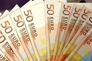 Giá Euro hôm nay 16/4/2024: Đồng Euro tiếp đà lao dốc