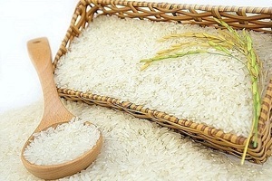 Giá lúa gạo hôm nay ngày 17/4/2024: Giảm nhẹ với gạo