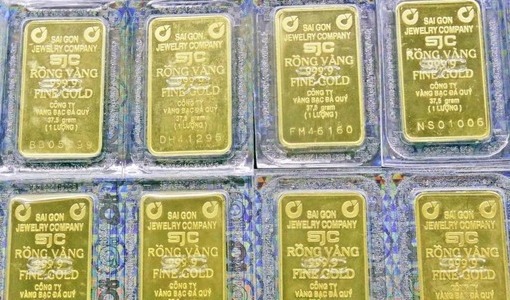 Công ty SJC và Ngân hàng Á Châu trúng thầu 3.400 lượng vàng miếng