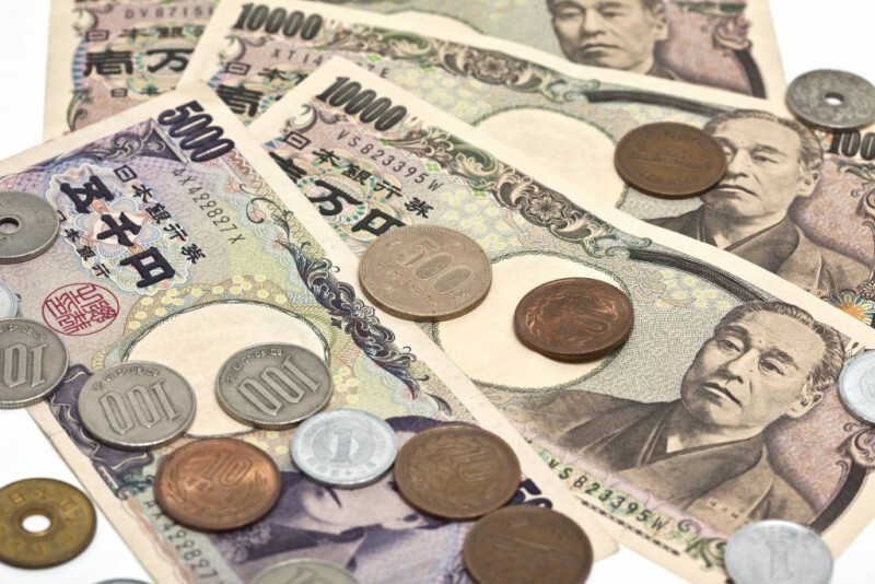 Tỷ giá Yen Nhật hôm nay ngày 25/4/2024 tiếp đà lao dốc