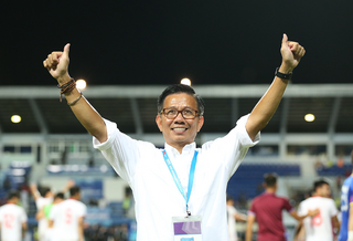 Thay thế chỗ ông Troussier, liệu HLV Hoàng Anh Tuấn có mát tay với U23 Việt Nam?