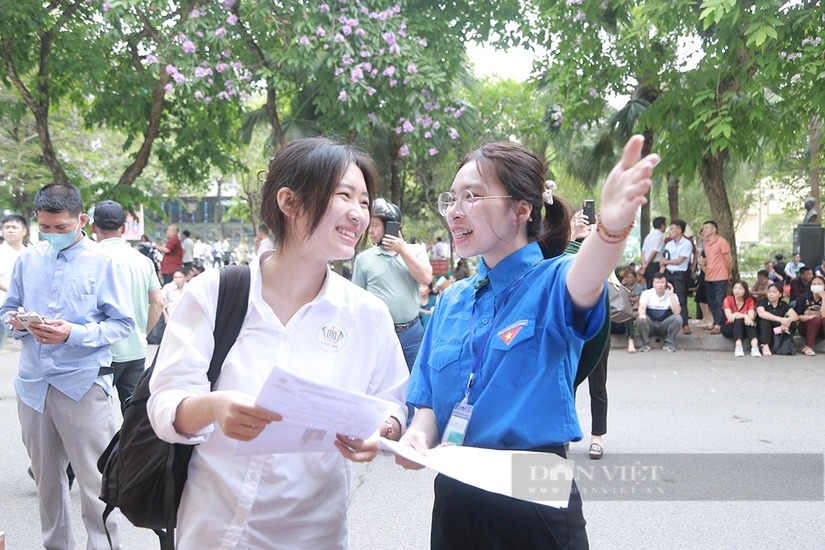 Có nên dùng chứng chỉ IELTS để miễn thi tốt nghiệp môn tiếng Anh và ưu tiên xét tuyển đại học?