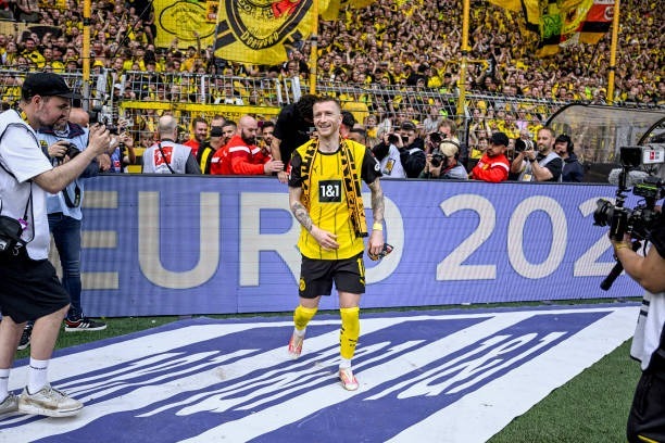 Marco Reus đãi bia 80 nghìn CĐV ở trận chia tay Dortmund