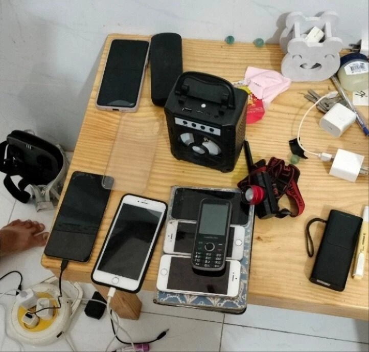 Thiếu niên đột nhập từ bancon trộm xe SH trong đêm