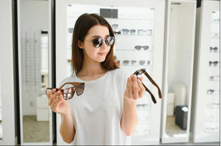Cách nhận biết kính râm có đủ tốt để bảo vệ mắt bạn vào mùa hè