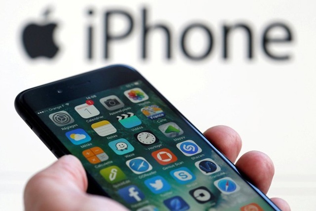  Apple ngừng sửa chữa iPhone và Apple Watch miễn phí nếu có vết nứt nhỏ trên màn hình