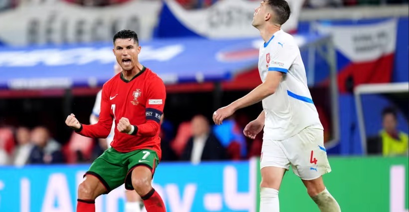 Các cầu thủ Bồ Đào Nha hoài nghi về Ronaldo