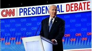 Ông Trump muốn Tổng thống Biden tiếp tục tranh cử