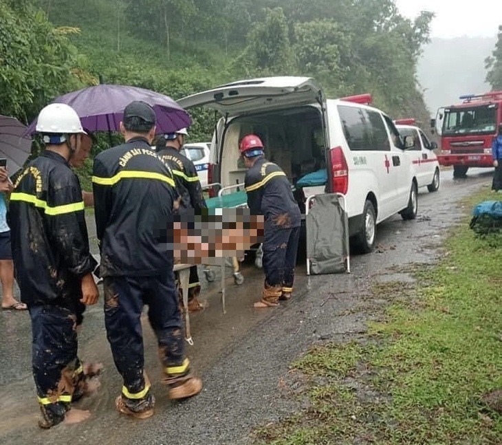 Hiện trường thương tâm vụ sạt lở đất khiến 9 người chết ở Hà Giang