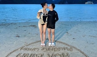 Phương Oanh cùng shark Bình 'trốn con' đi du lịch, tung ảnh khoá môi cực tình
