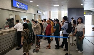 Hơn 4.670 người đã đi tàu Nhổn - Ga Hà Nội trong 2 giờ đầu tiên lăn bánh