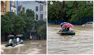 Nhiều tuyến đường ở Thái Nguyên ngập sâu, dân phải di chuyển bằng xuồng máy 