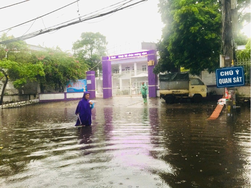 Nhiều tỉnh thành tiếp tục cho học sinh nghỉ học hôm nay (11/9) tránh ngập lụt