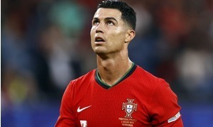 Ronaldo được khuyên tái hợp Man United