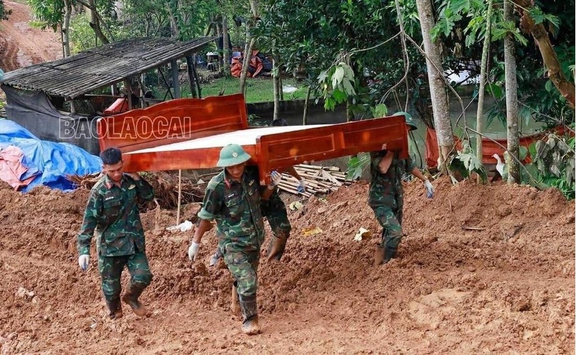 Bàn giao 25 căn nhà tạm cư cho người dân Làng Nủ, Lào Cai