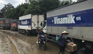 Vinamilk tiếp tục hỗ trợ người dân sau bão lũ