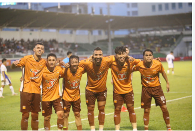 Hoàng Anh Gia Lai sáng cửa giành 3 điểm ở vòng 4 V-League