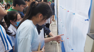 Thi vào lớp 10 từ năm 2025: Bốc thăm môn thi thứ 3 và công bố trước ngày 31/3 hằng năm?