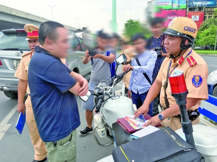 Bộ Công an quy định người dân được giám sát CSGT qua hình thức nào