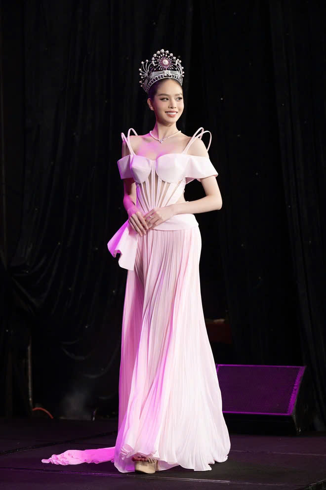 Huỳnh Thị Thanh Thủy nói gì khi là Hoa hậu Việt Nam đầu tiên thi Miss International 2024