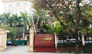 Thanh Hóa: Chủ tịch hội đồng chấm thi lớp 10 xin lỗi phụ huynh và thí sinh