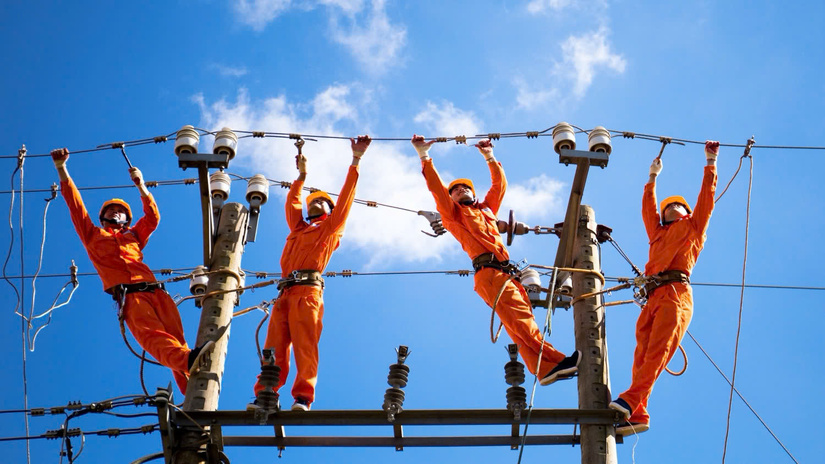 EVN lỗ gần 22.000 tỷ đồng năm 2023: Giá điện rục rịch tăng