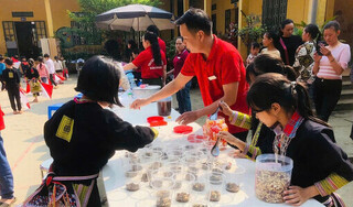 Trải lòng của thầy giáo 24 năm bám bản dạy học