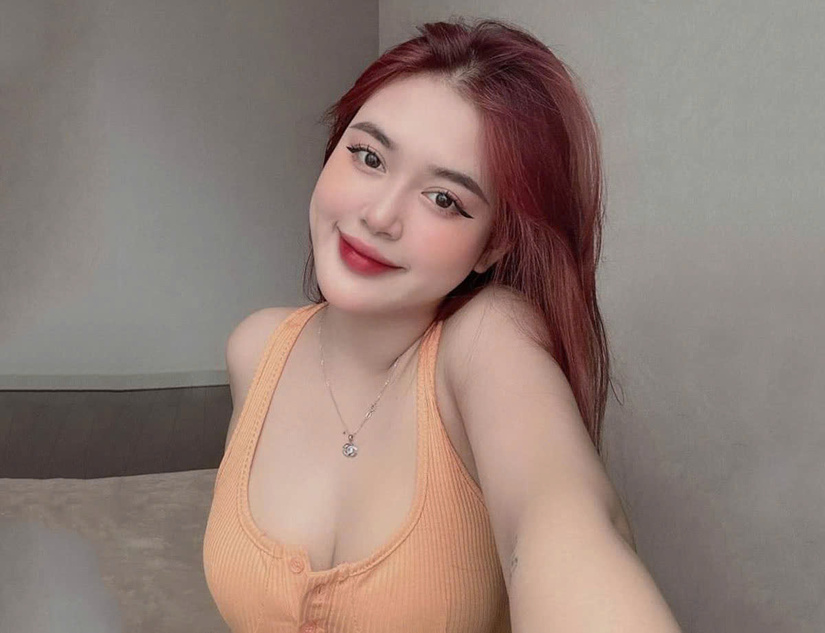 Bà xã hot girl 2K của hậu vệ Hà Nội FC sở hữu vẻ đẹp quyến rũ