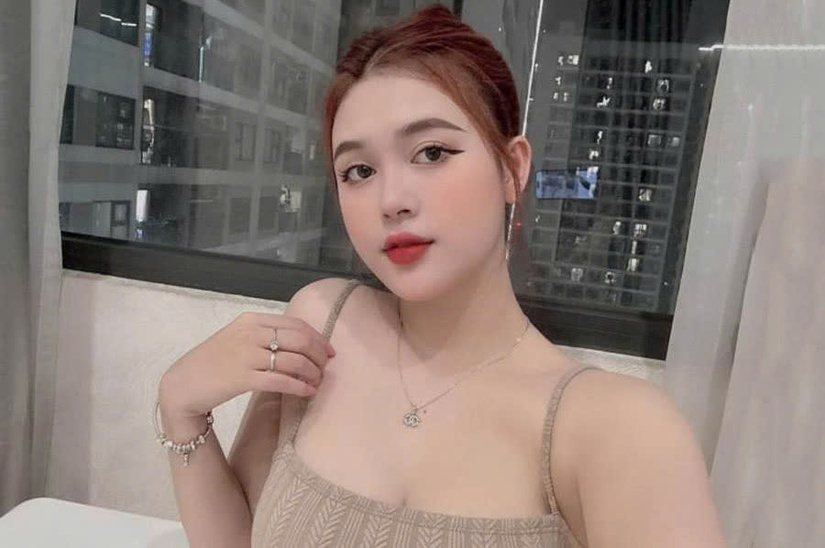 Bà xã hot girl 2K của hậu vệ Hà Nội FC sở hữu vẻ đẹp quyến rũ