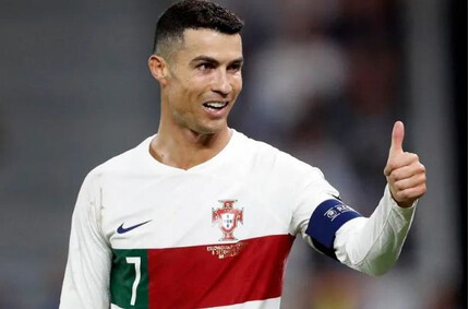 Ronaldo tiếp tục đấu trí với Juventus