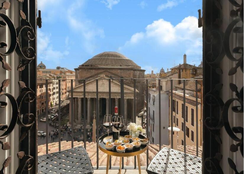 Khám phá Rome qua lăng kính thời gian tại khách sạn lâu đời nhất