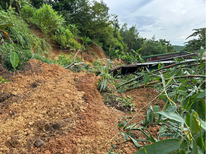 Mưa lớn do ảnh hưởng bão Trami, Đắk Lắk khẩn cấp di dời người dân vùng sạt lở