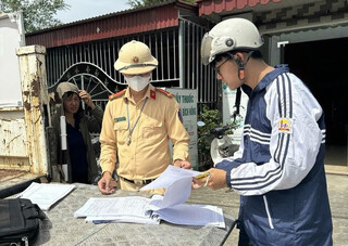 Nam Định: 'Không giao xe cho người không đủ điều kiện'