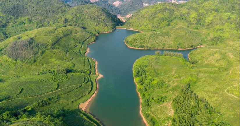 Gần Hà Nội có địa điểm "chữa lành" cực nên thơ, được ví "thiên đường xanh mát"