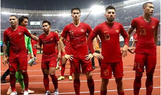 Tuyển Indonesia nhận 4 án phạt từ FIFA