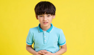Trẻ bị rối loạn tiêu hóa phải làm sao: Những điều cha mẹ cần biết