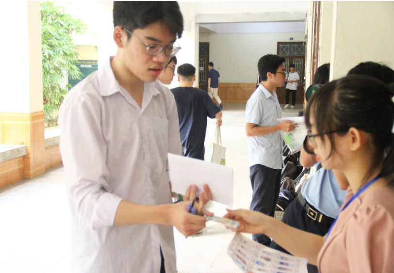 Dự thảo quy chế tuyển sinh đại học: Thí sinh không vất vả chạy đua xét tuyển sớm