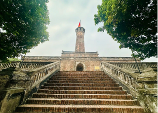 Cột cờ Hà Nội chính thức đón khách tham quan